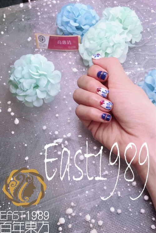  青花美甲怎么做？保定東方技工學(xué)校教你巧做美甲！