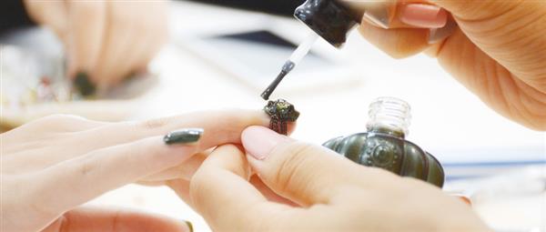 現(xiàn)在學(xué)美甲晚嗎？保定哪里可以學(xué)美甲？