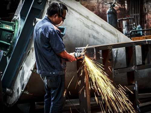 電焊好學(xué)嗎？保定焊工學(xué)校哪所比較好？