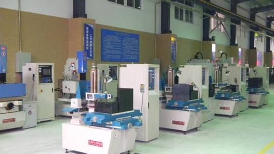 濰坊技師學(xué)院有沒(méi)有數(shù)控專(zhuān)業(yè)？