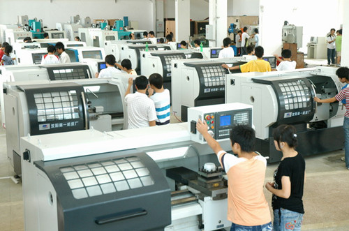 濟南有沒有學數(shù)控的學校？