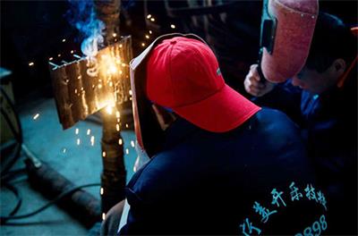 濟寧有學電工的地方嗎？