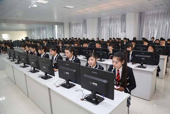 承德騰飛職業(yè)技術(shù)專修學(xué)院計算機(jī)應(yīng)用專業(yè)怎么樣？