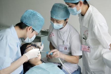 石家莊學(xué)口腔專(zhuān)業(yè)哪個(gè)學(xué)校好？