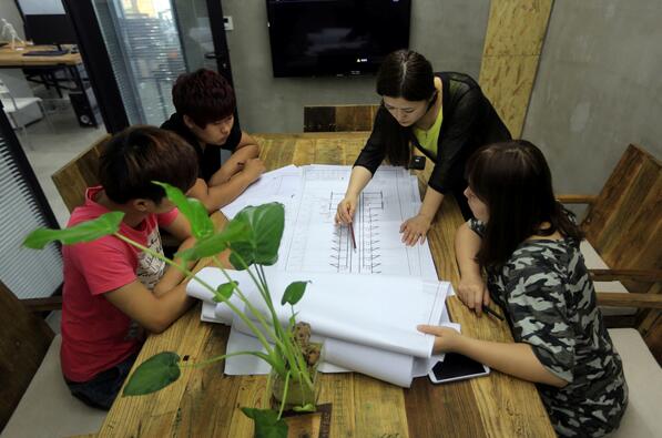 現(xiàn)在學(xué)習(xí)平方米設(shè)計專業(yè)怎么樣？   