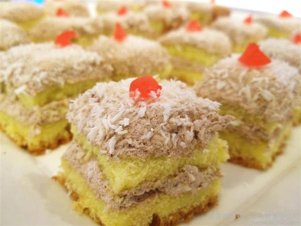 中西糕點無所不能，就在邢臺荔枝村烘焙專修學(xué)校！