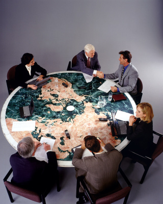 什么是國際商務(wù)？煙臺南山學(xué)院來講講！