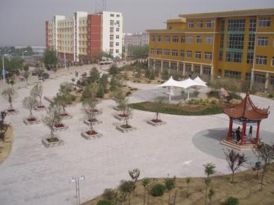 青島求實(shí)職業(yè)技術(shù)學(xué)院設(shè)施完善嗎？就業(yè)有保障嗎？