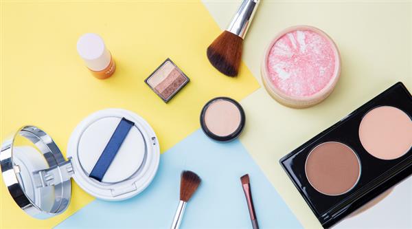 化妝自學(xué)能學(xué)會(huì)嗎？煙臺(tái)標(biāo)榜美容美發(fā)培訓(xùn)學(xué)校為你打call！