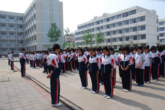 青島膠南市高級(jí)職業(yè)技術(shù)學(xué)校好不好？