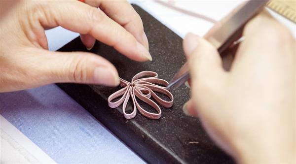 服裝設(shè)計(jì)上有哪些“出彩”工藝？秦皇島東方服裝學(xué)校為你分享！