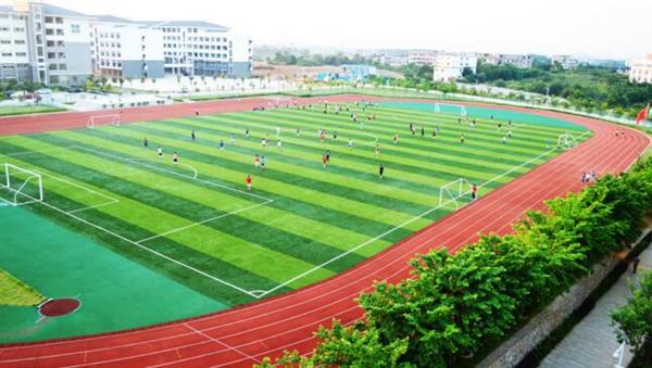 為什么大家都選擇青島巖天數(shù)控職業(yè)技術(shù)學(xué)校？