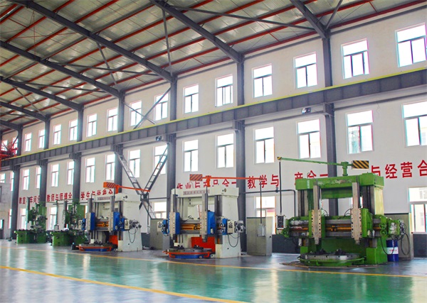 機械加工技術(shù)專業(yè)立車教學(xué)生產(chǎn)車間1