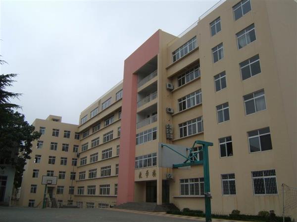 青島市電子信息技術(shù)學(xué)校電子技術(shù)應(yīng)用專業(yè)怎么樣？需要學(xué)什么課程？