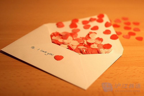 臨沂雅麗發(fā)型美容美甲學(xué)校學(xué)員的一封信 臨沂雅麗發(fā)型美容美甲學(xué)校學(xué)員的一封信