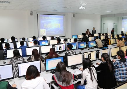 石家莊市明澤職業(yè)中專學(xué)校有哪些計算機相關(guān)專業(yè)？