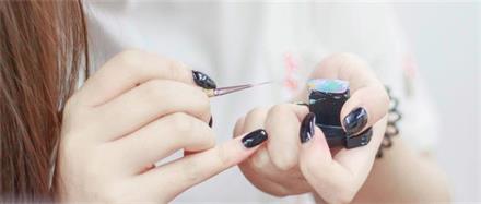 濟(jì)寧美容美發(fā)學(xué)?？孔V嗎？