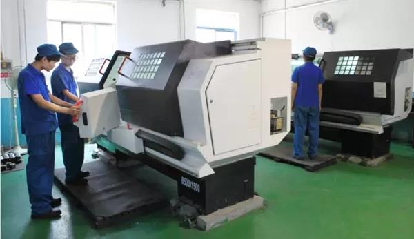 濟南二機床集團(tuán)有限公司技工學(xué)校初中上能報名嗎？