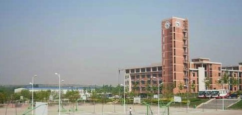 與同類院校相比，泰安技師學院都有哪些優(yōu)勢？