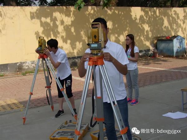 保定新興技校大型匯報演出及技能節(jié)開始啦！