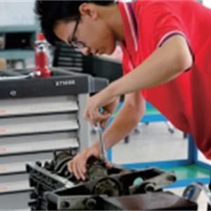 汽車維修（高級(jí)工、預(yù)備技師）