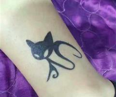 衡水專業(yè)學(xué)美甲，美甲培訓(xùn)化妝培訓(xùn)就到小樂化妝學(xué)校